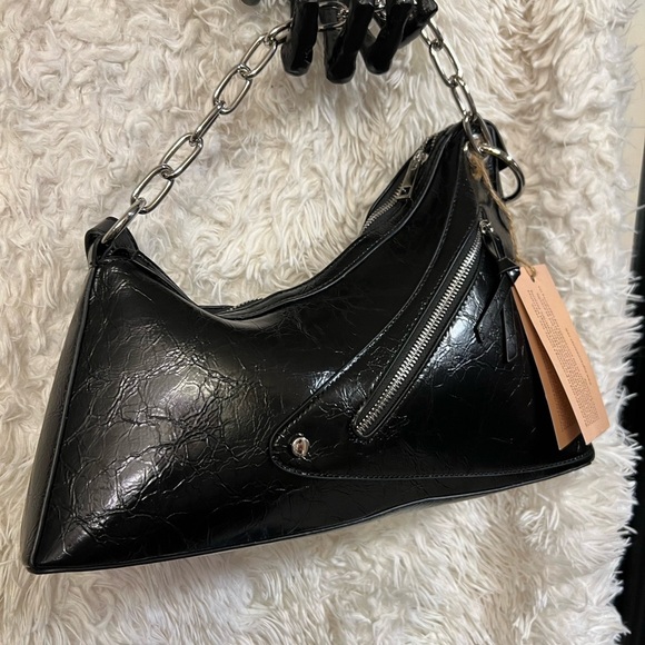 🖤🖤NWT- E/N EXPRESSIONS NYC SASSY/CLASSY BLACK SHOULDER BAG🖤🖤 - Picture 11 of 14